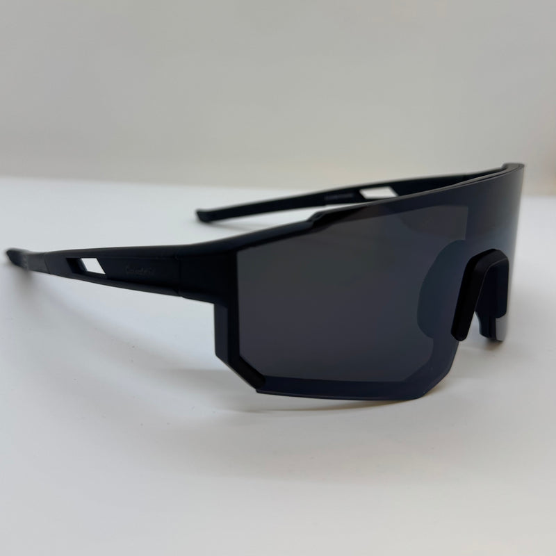 Óculos Selene Dark Lente Preta