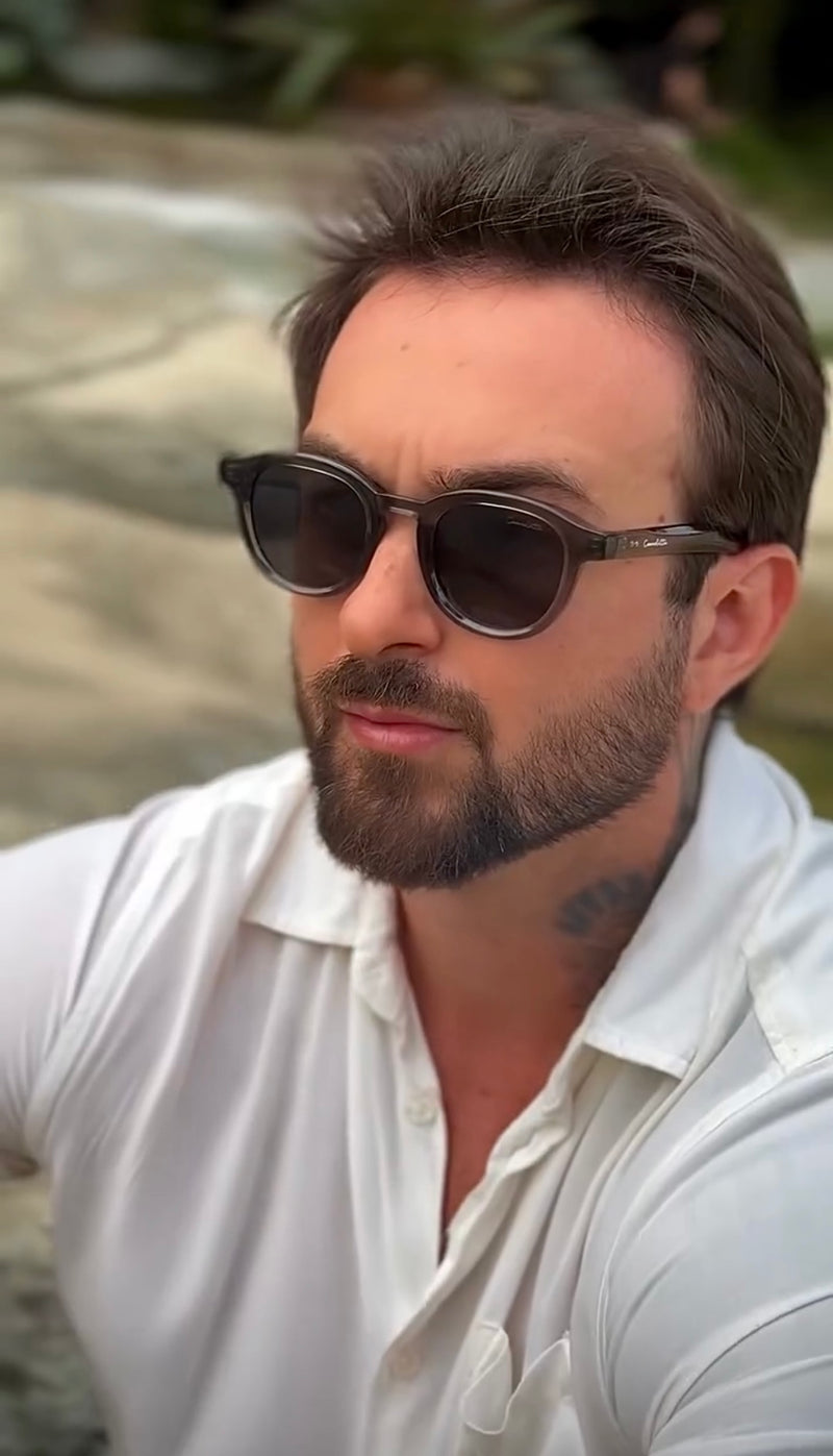 Óculos Vici Cinza Translúcido