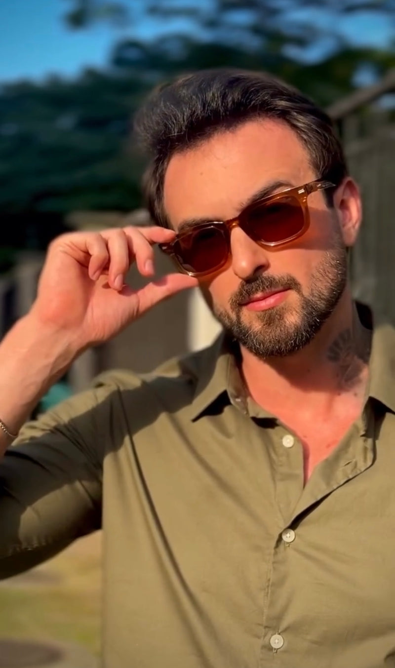 Óculos Guess Marrom